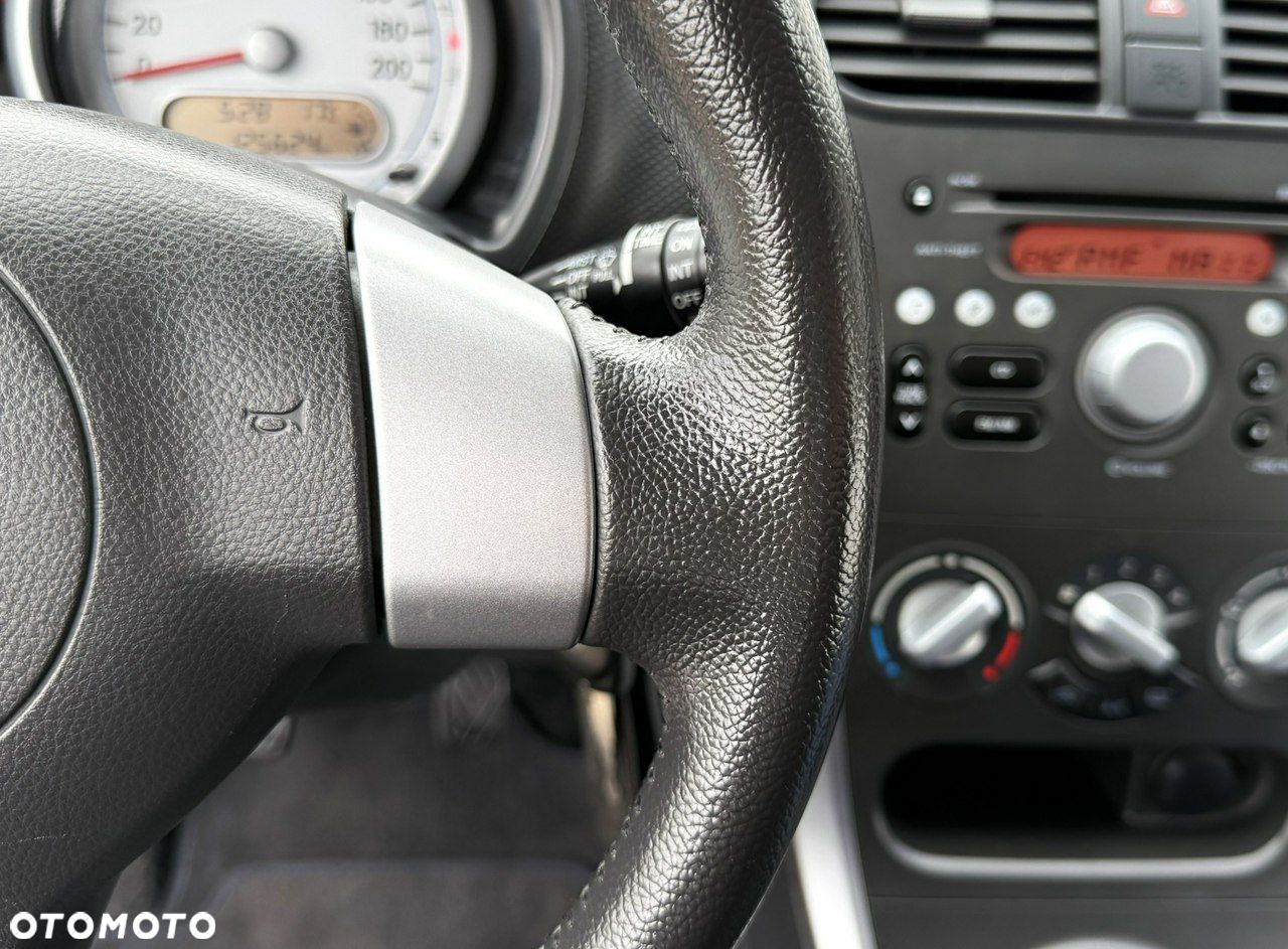 Suzuki Splash 1.2 GLX / Comfort - 28