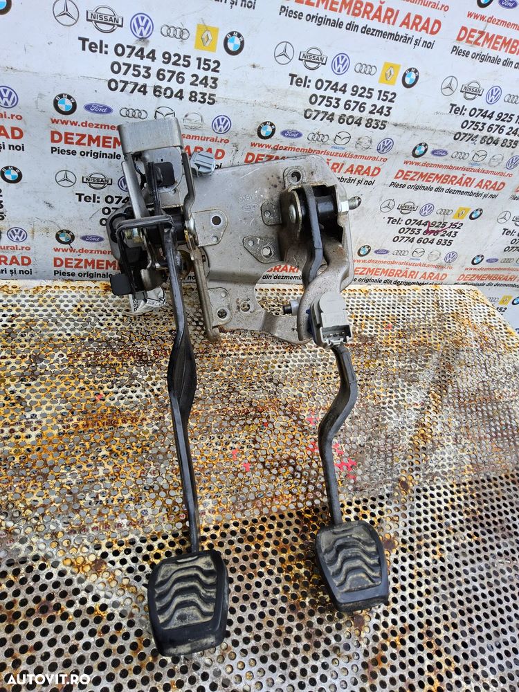 Pedalier Ford Trasnsit Custom 2012-2022 pedala ambbraiaj frana cu suport dezmembrez - 1