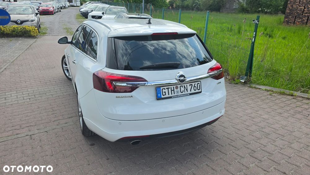 Opel Insignia - 24