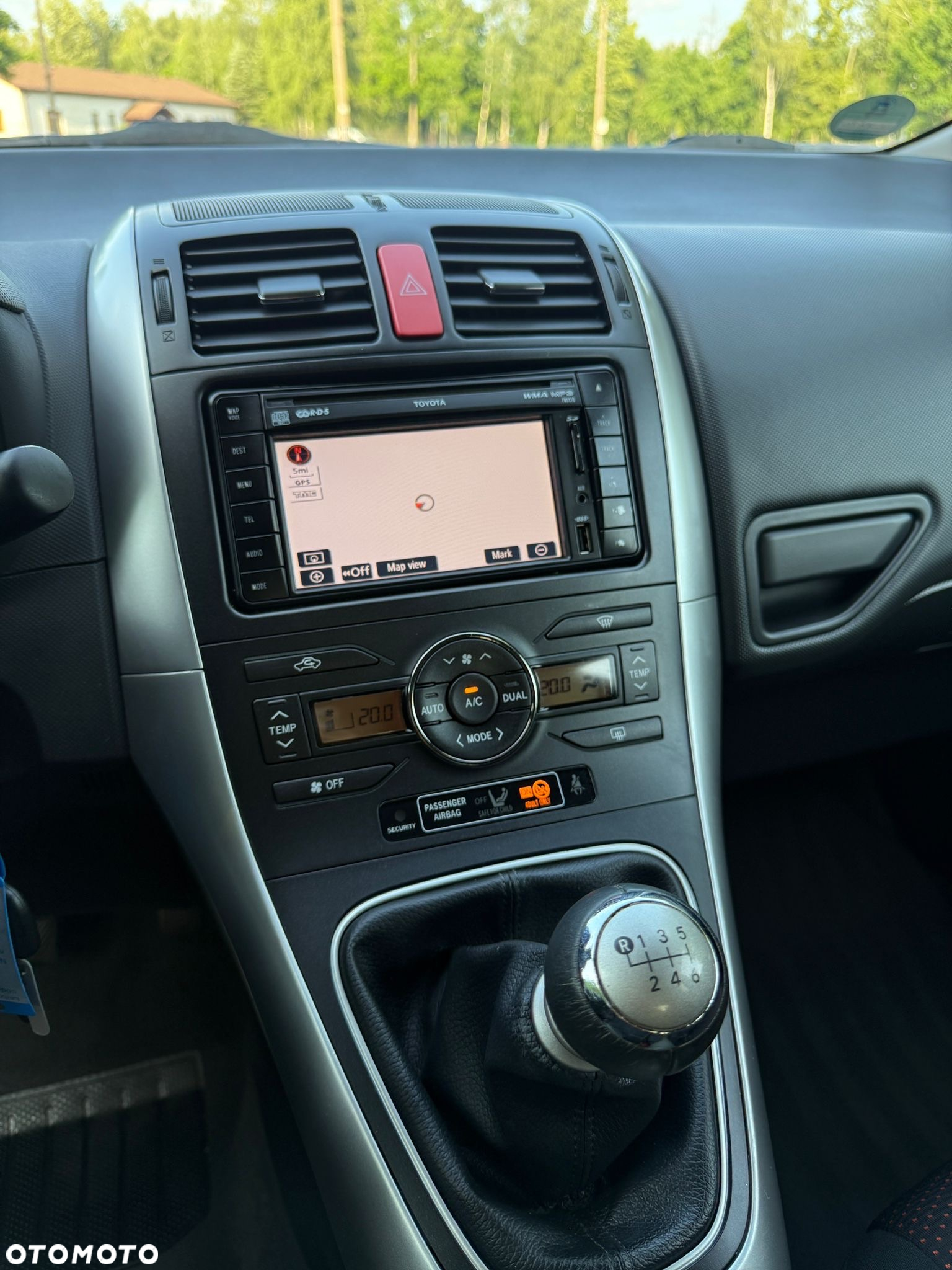 Toyota Auris 1.6 Life+ - 10