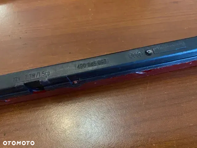 TRZECIE ŚWIATŁO STOP AUDI A6 C5 SEDAN 4B0945097 - 7