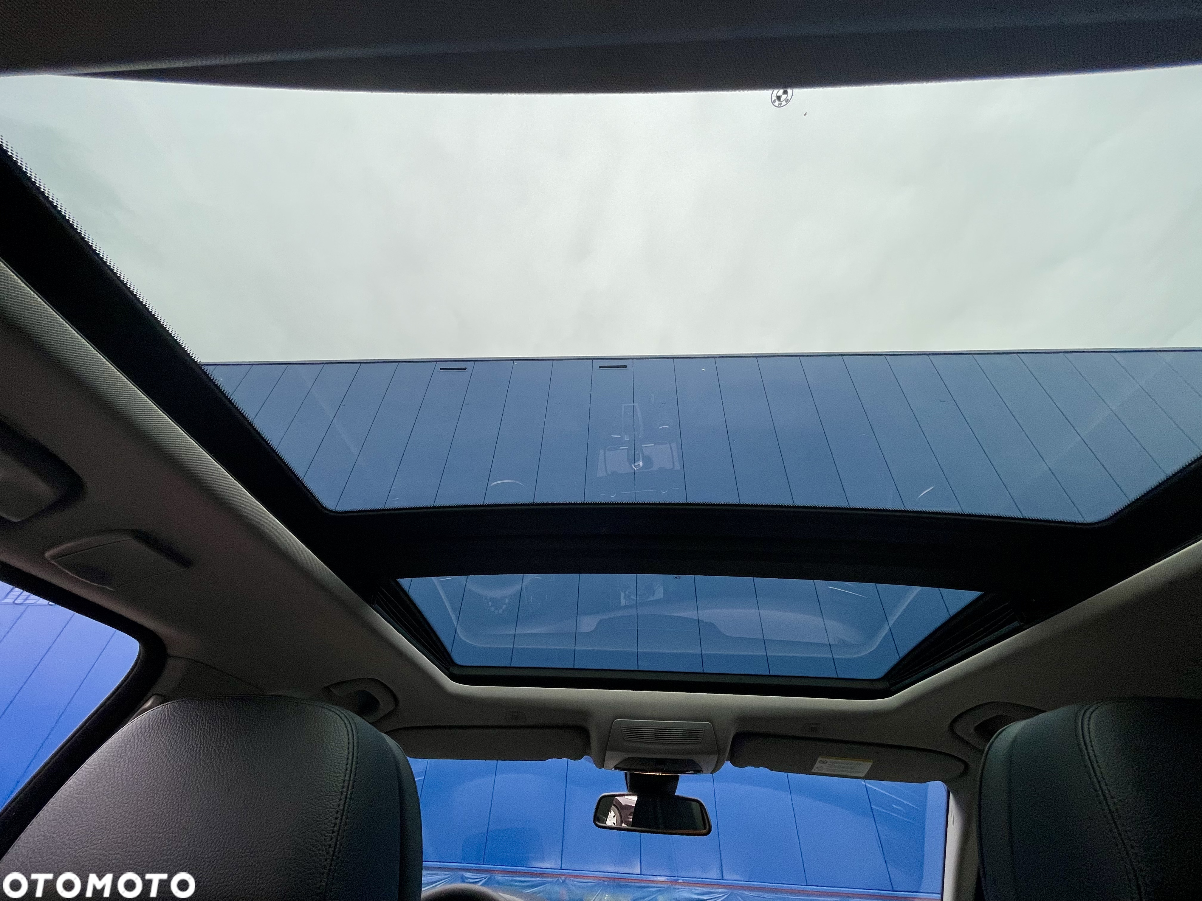 BMW Seria 5 530d xDrive Touring - 13