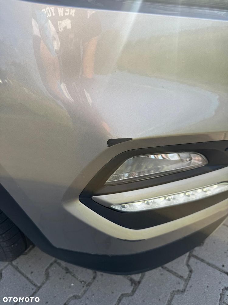 Hyundai Tucson 1.6 GDI BlueDrive GO 2WD - 10