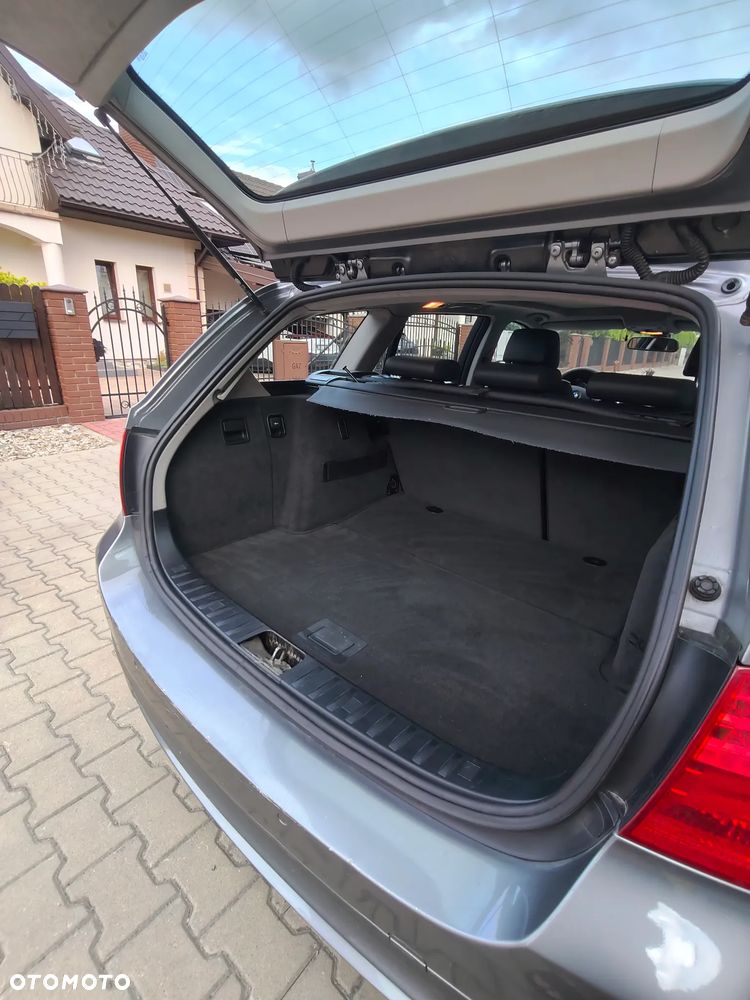 BMW Seria 3 318d - 4