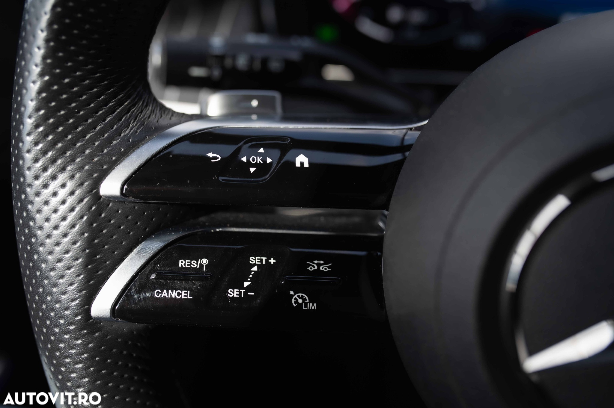 Mercedes-Benz GLC 220 d 4Matic 9G-TRONIC Edition AMG Line - 25