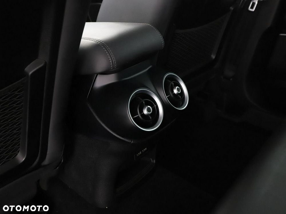 Alfa Romeo Stelvio 2.0 Turbo 16V AT8-Q4 Lusso - 40