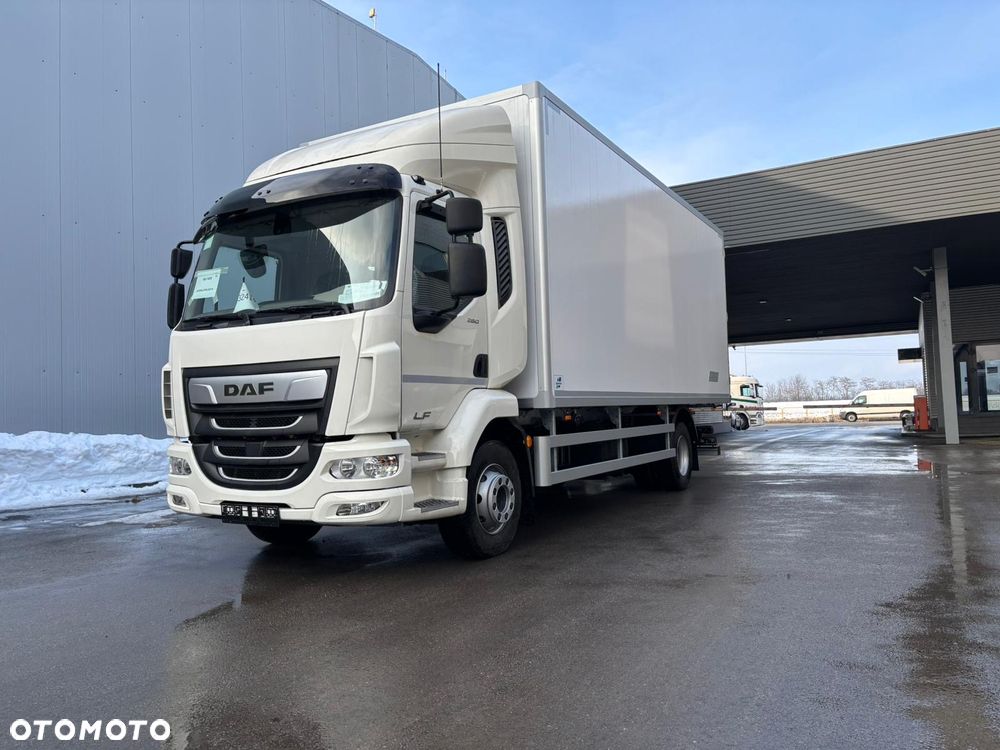 DAF LF 260 FA  4x2 , 16 t dmc Podwozie pod zabudowę,! Fabrycznie nowe!