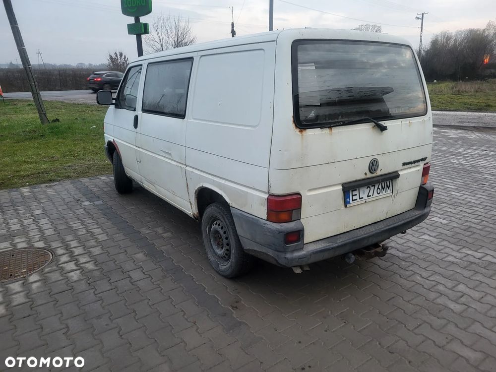 Volkswagen Transporter - 3