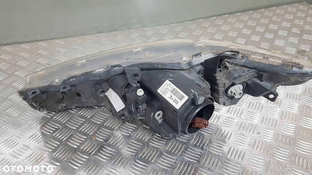 toyota auris ii lift 15-18 lampa reflektor prawy przód przedni eu - 4