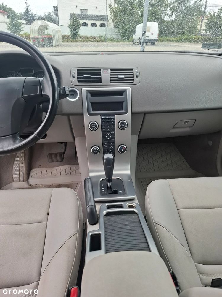 Volvo V50 D5 Kinetic - 11