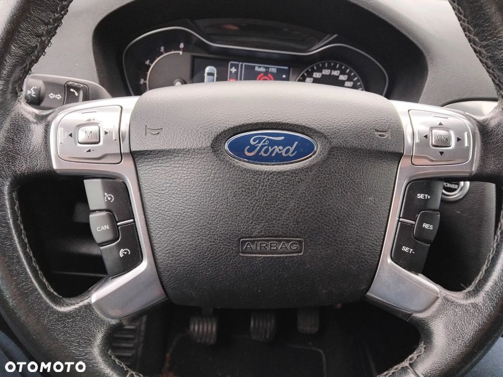 Ford S-Max 2.0 TDCi DPF Business Edition - 28