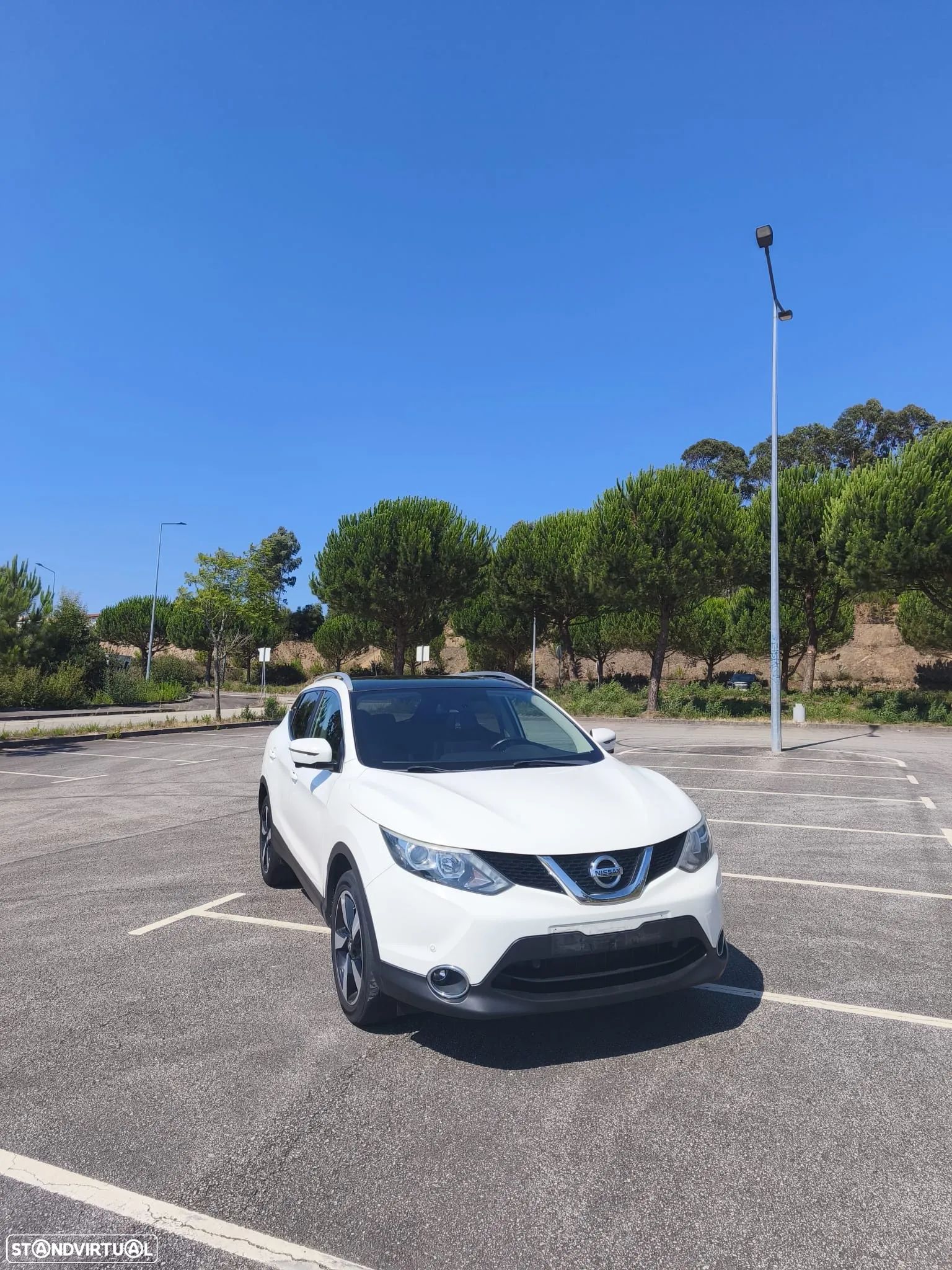 Nissan Qashqai 1.2 DIG-T N-Connecta 18 - 1