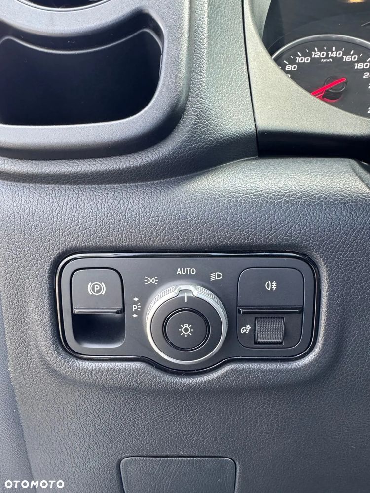 Mercedes-Benz Vito Tourer L2 Pro 9G-Tronic 447.703 - 19