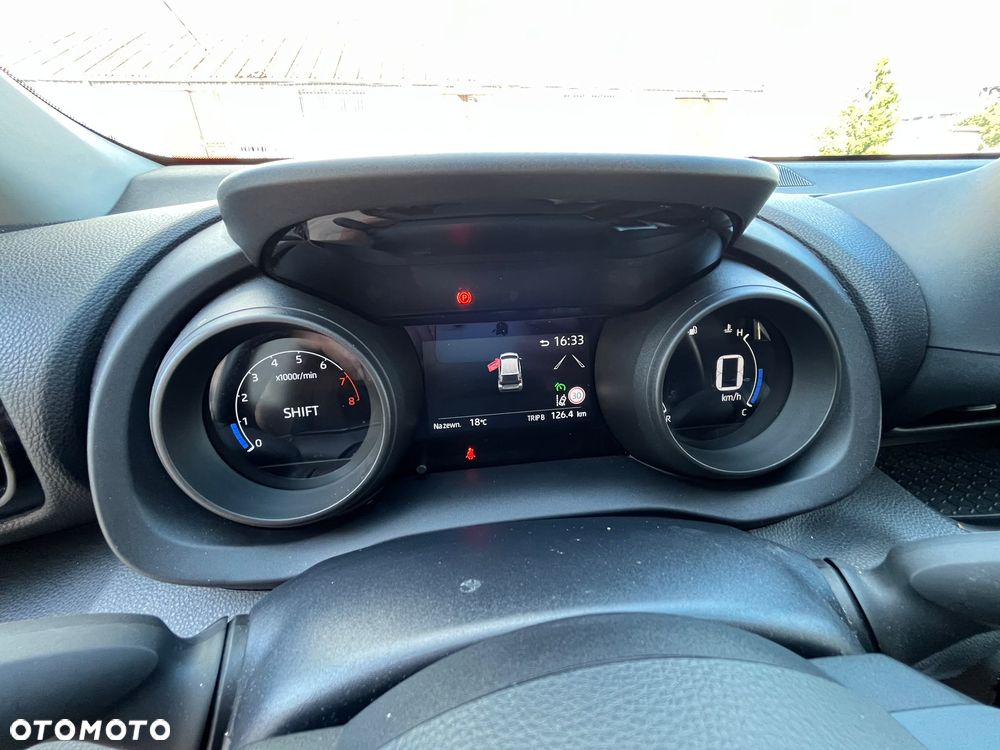 Toyota Yaris 1.5 VVT-i Comfort - 7