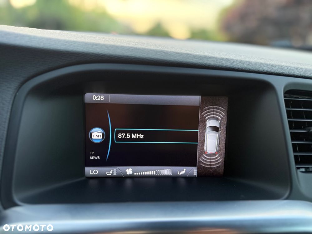 Volvo V60 T4 Geartronic Powershift RDesign - 24