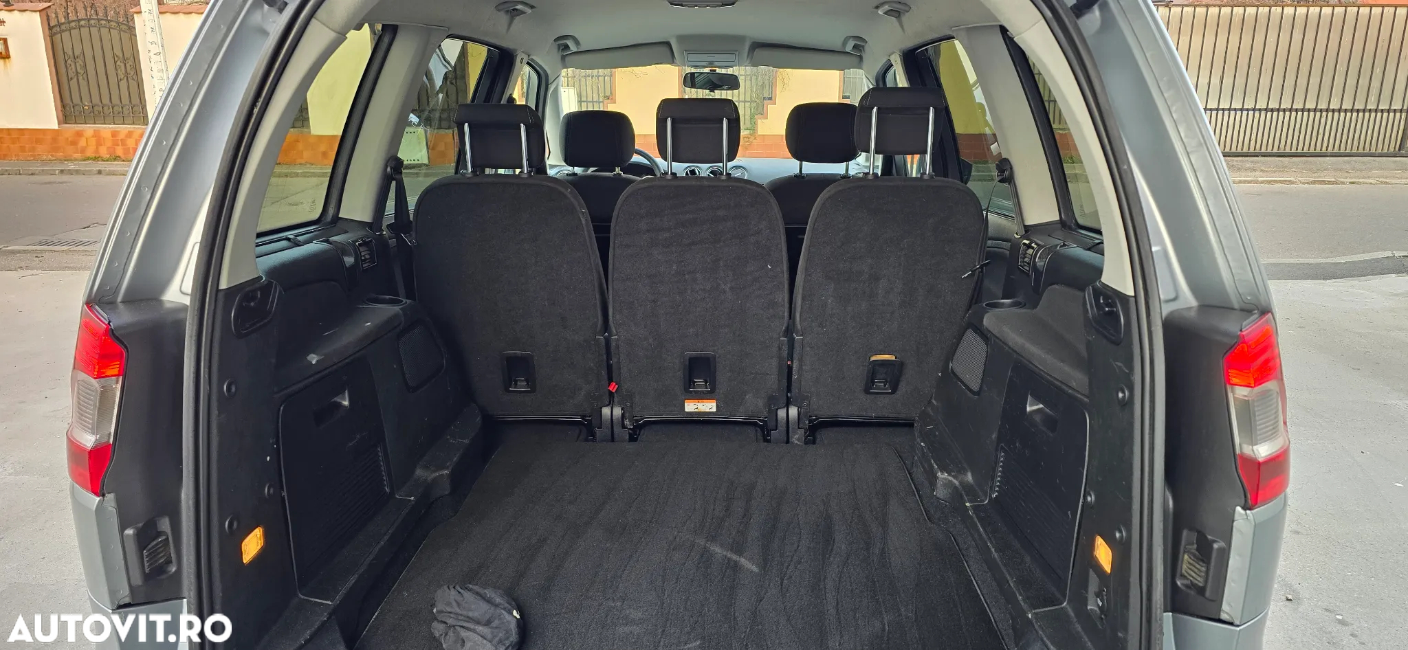 Ford Galaxy 2.0 TDCi Titanium - 10