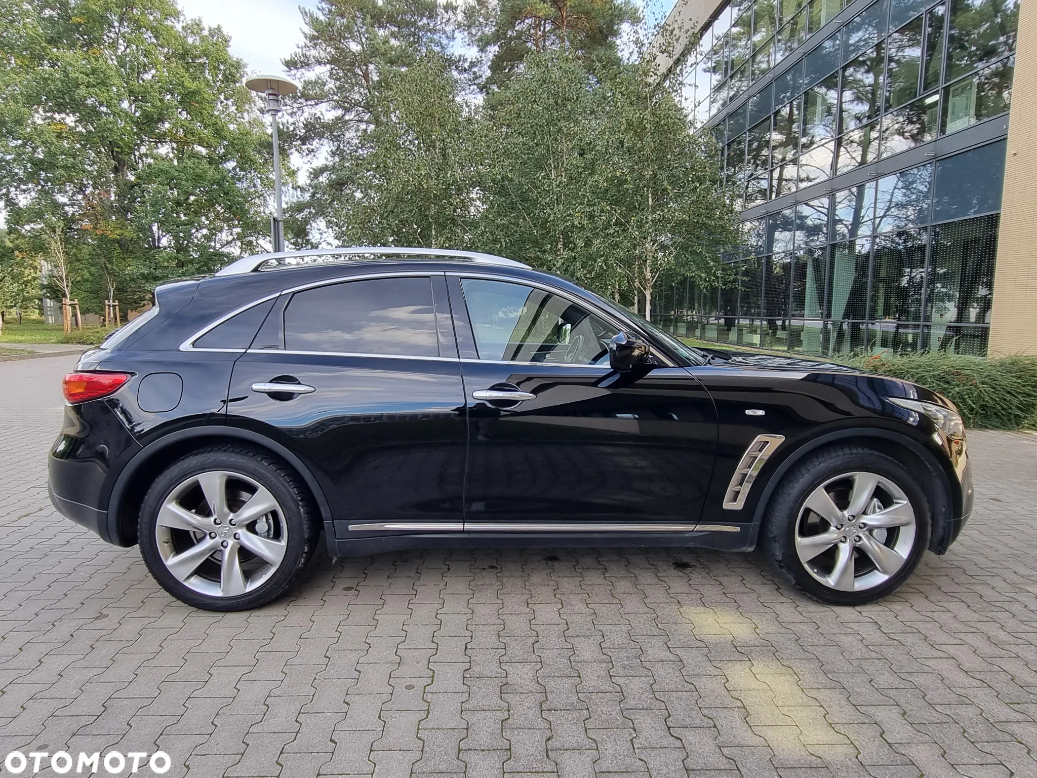 Infiniti FX FX30d AWD S Premium - 16