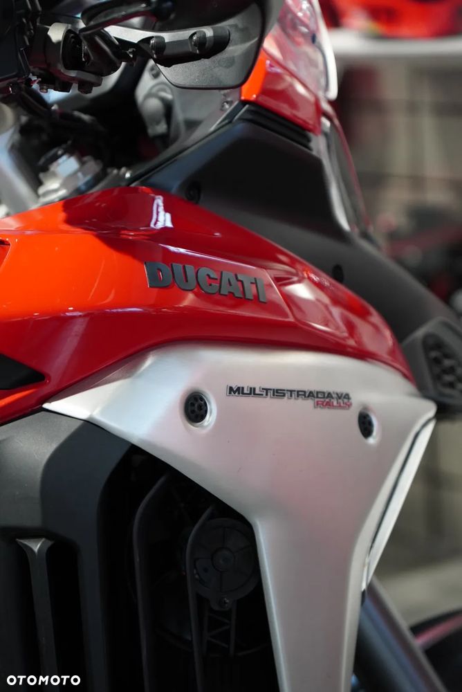 Ducati Multistrada - 4