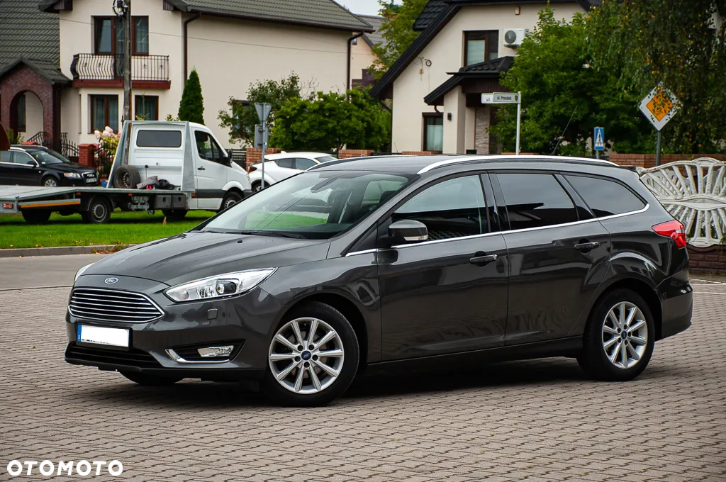 Ford Focus - 31