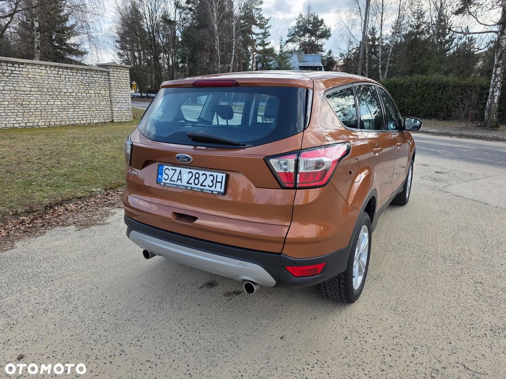 Ford Kuga 2.0 TDCi AWD Titanium - 25