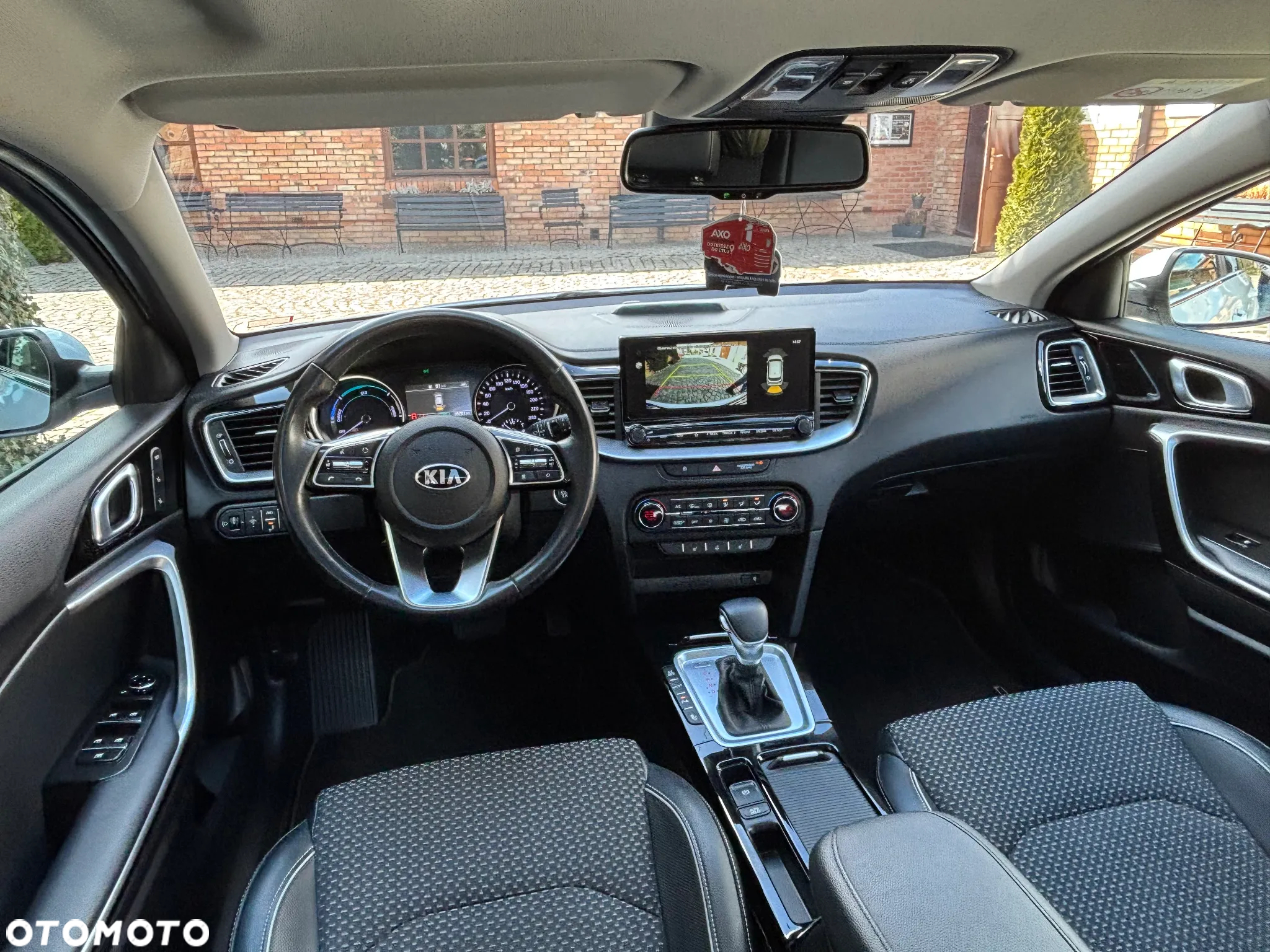 Kia Ceed SW 1.6 GDI DCT OPF Plug-in-Hybrid Platinum Edition - 31