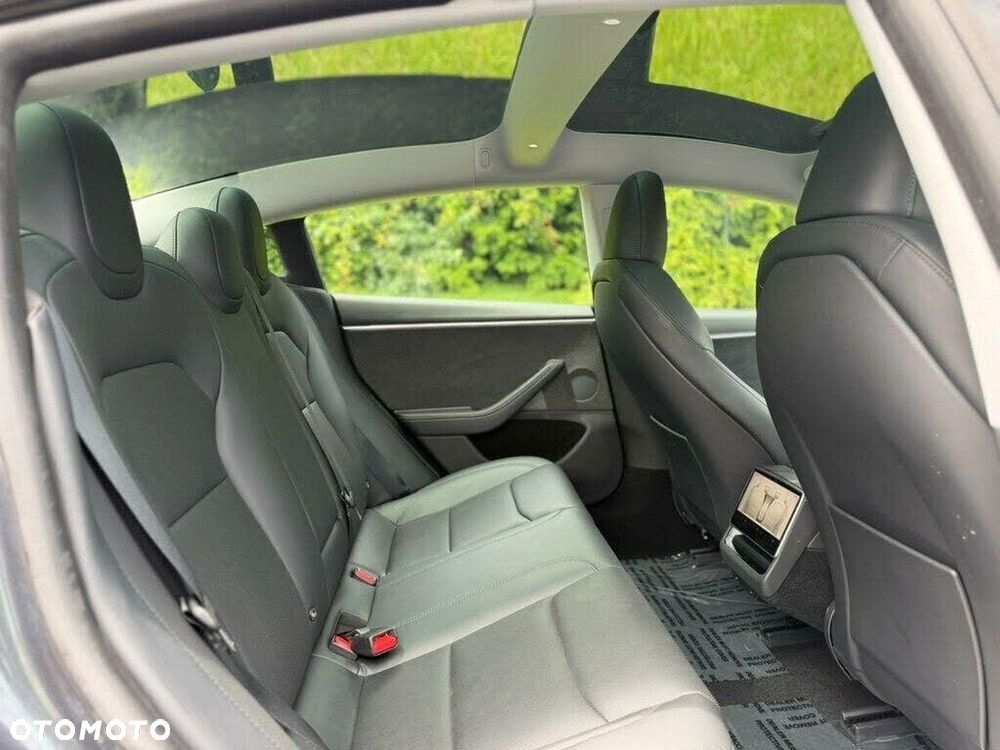 Tesla Model 3 Langstreckenbatterie Allradantrieb Dual Motor - 19