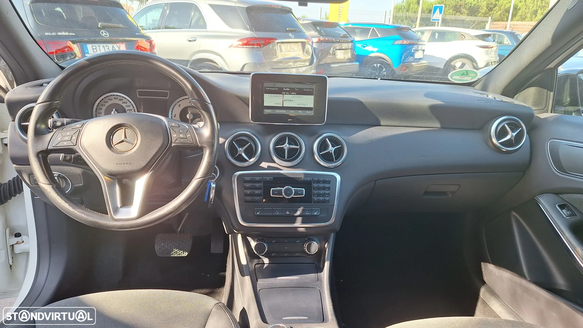 Mercedes-Benz A 180 CDI 7G-DCT Urban - 11