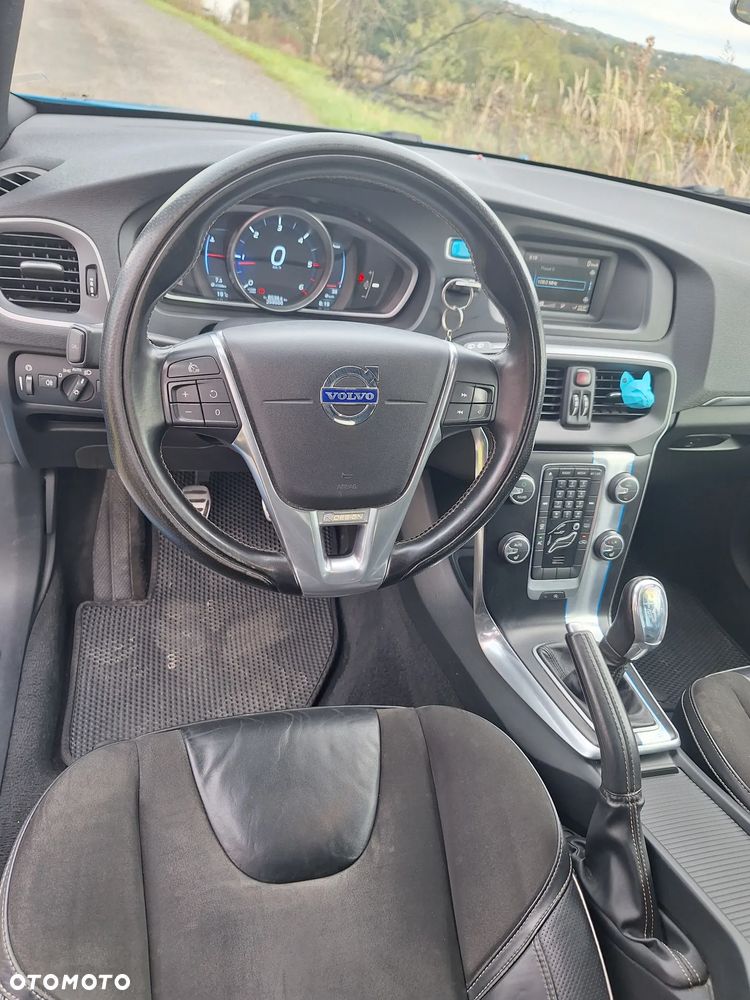 Volvo V40 - 9