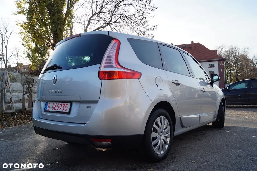 Renault Grand Scenic Gr 1.9 dCi Bose Edition - 5