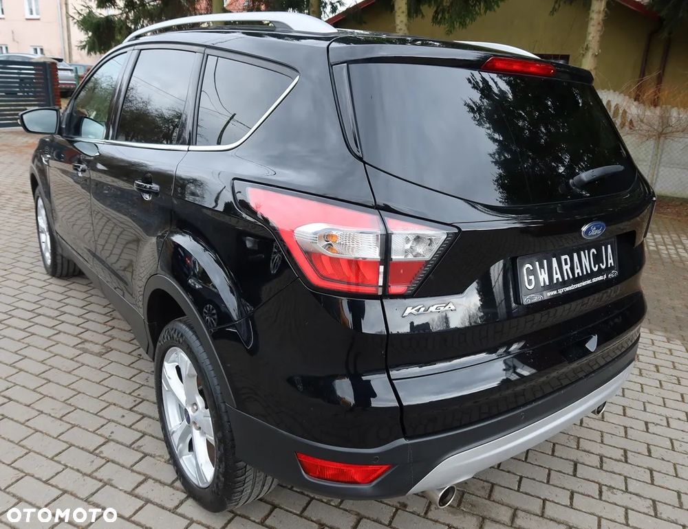 Ford Kuga 2.0 TDCi 2x4 Titanium - 11