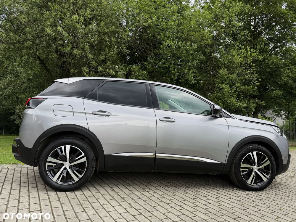 Peugeot 3008 PureTech 130 Stop & Start GPF EAT8 Allure - 4