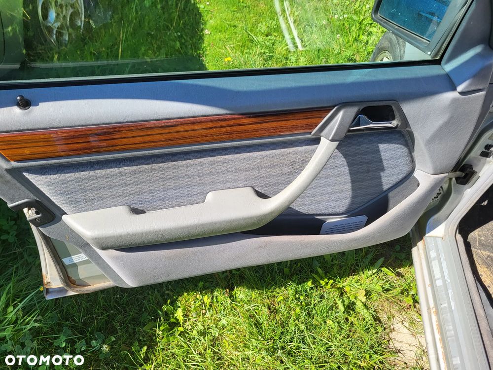 Mercedes-Benz W124 (1984-1993) - 4