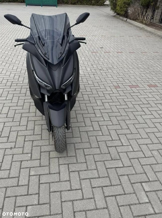 Yamaha X-max - 16
