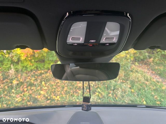 Volvo XC 60 B4 D Ultimate Dark - 14