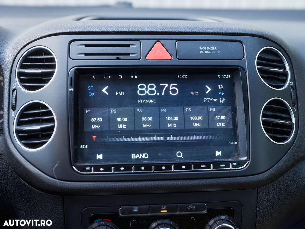Volkswagen Golf Plus - 25