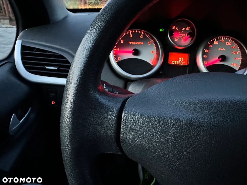 Peugeot 207 1.4 Trendy - 11