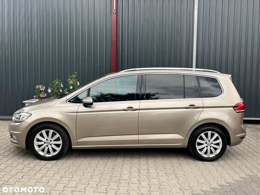 Volkswagen Touran - 8