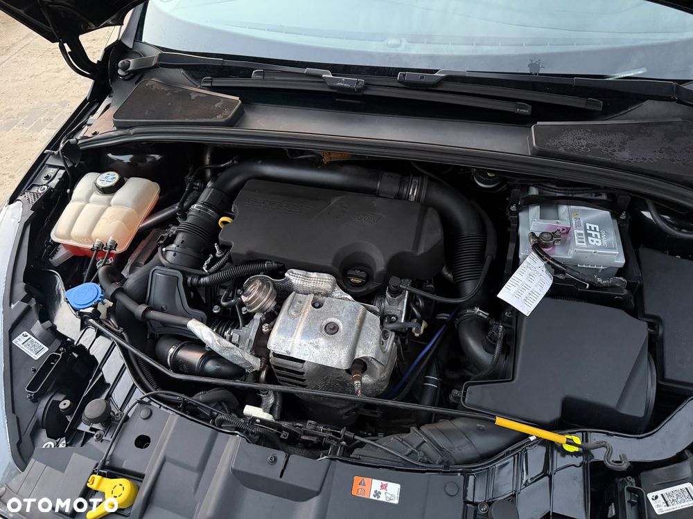 Ford Focus 1.0 EcoBoost Titanium - 22