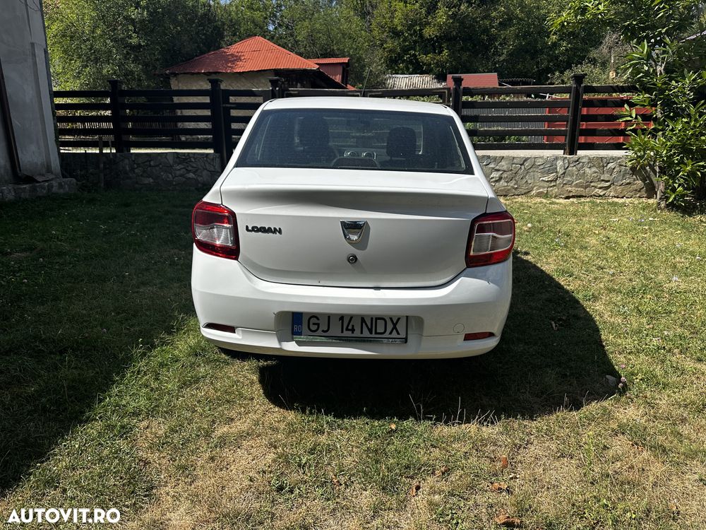 Dacia Logan 0.9 90CP Laureate - 4