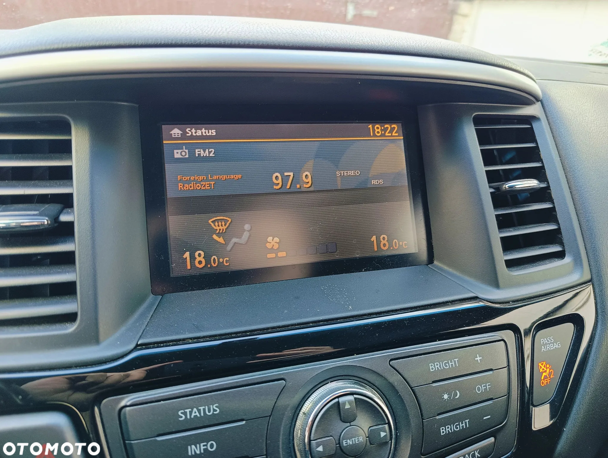 Nissan Pathfinder - 31