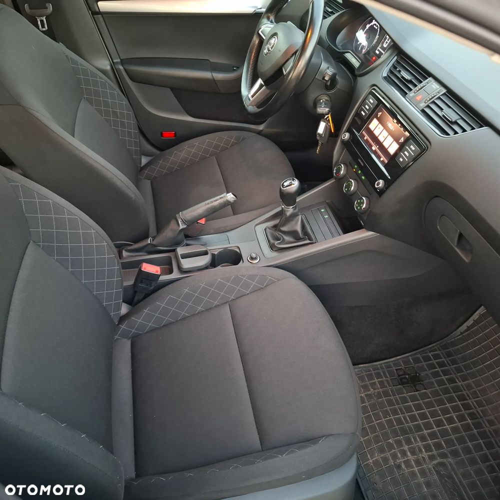 Skoda Octavia 1.0 TSI GPF Active - 6