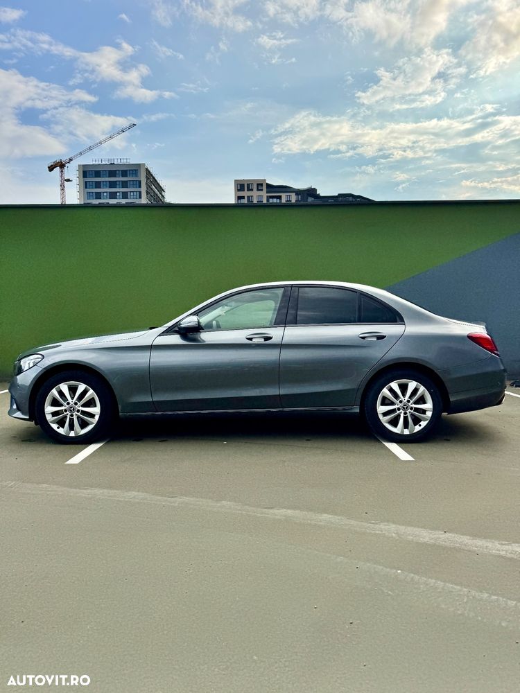 Mercedes-Benz C 220 d 4MATIC T-Modell Aut - 3