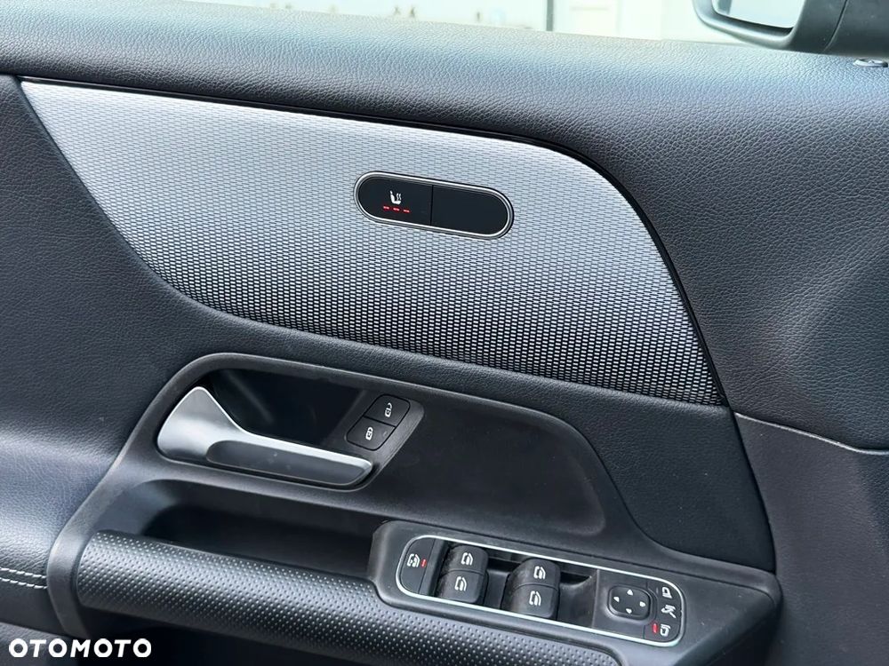 Mercedes-Benz GLB 220 d 4Matic 8G-DCT Style - 11