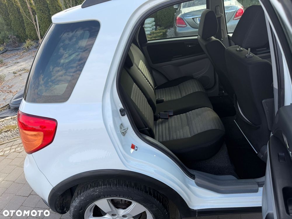 Suzuki SX4 1.6 VVT 4x2 Limited - 12
