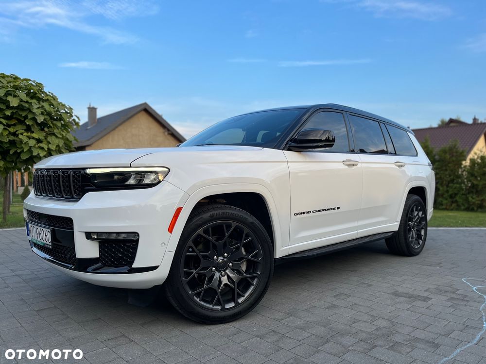 Jeep Grand Cherokee - 21