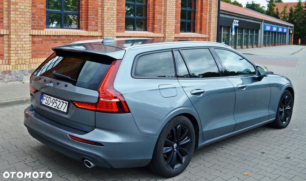 Volvo V60 D3 Momentum Pro - 8