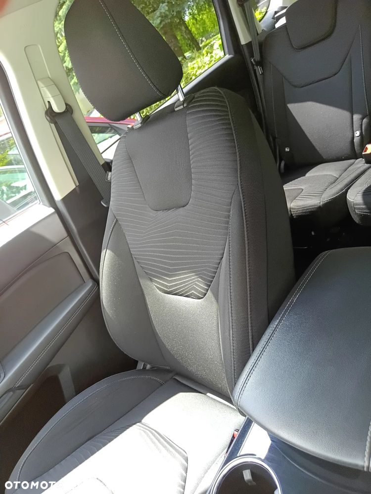 Ford S-Max - 19