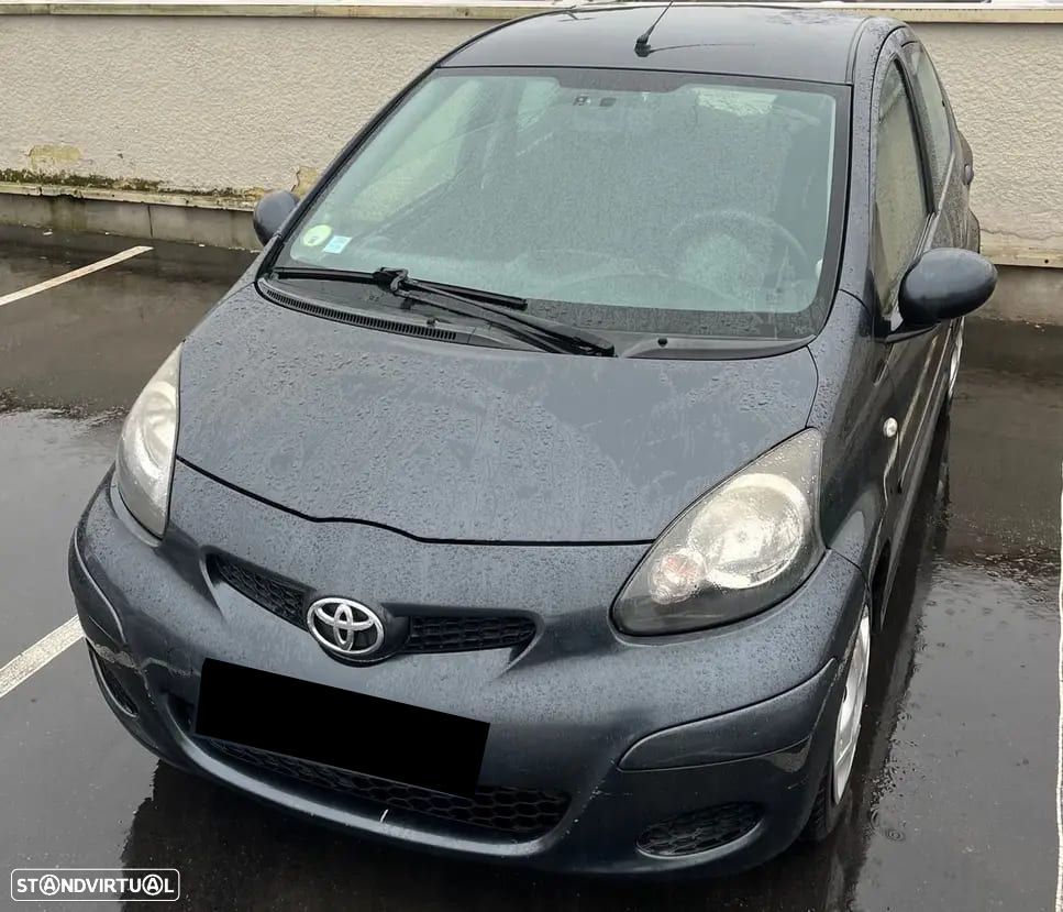 Toyota Aygo 1.0 Plus - 2