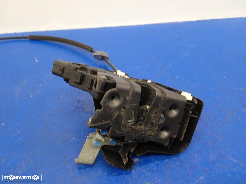 FECHADURA PORTA TRASEIRA DIREITA FORD FOCUS II TURNIER 2008 -4M5AA26412BE - 3