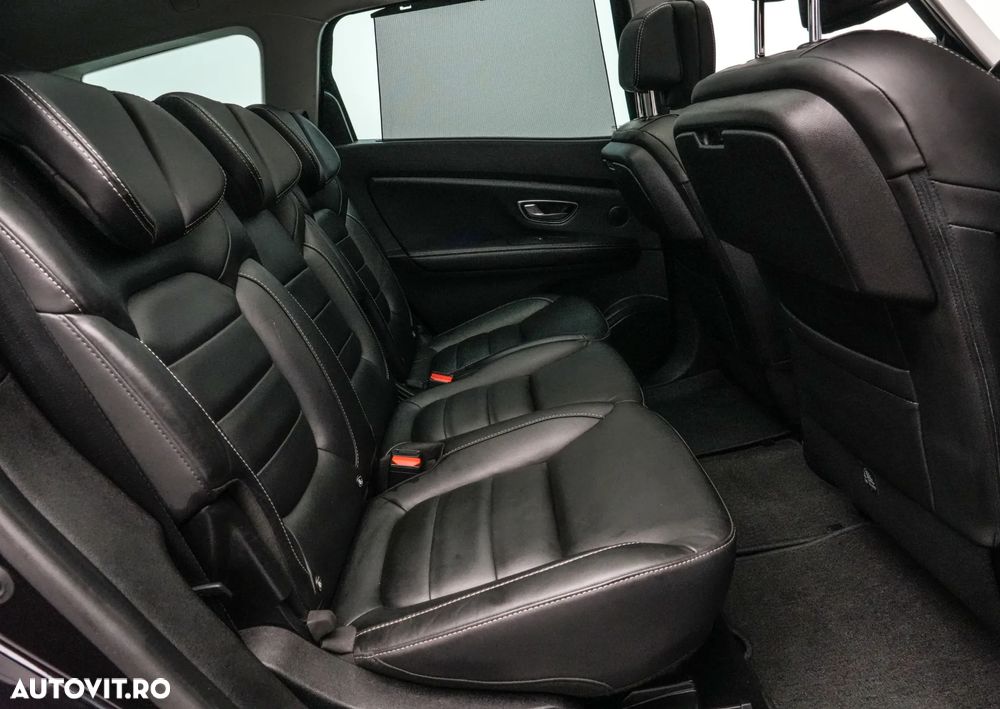 Renault Grand Scenic - 17